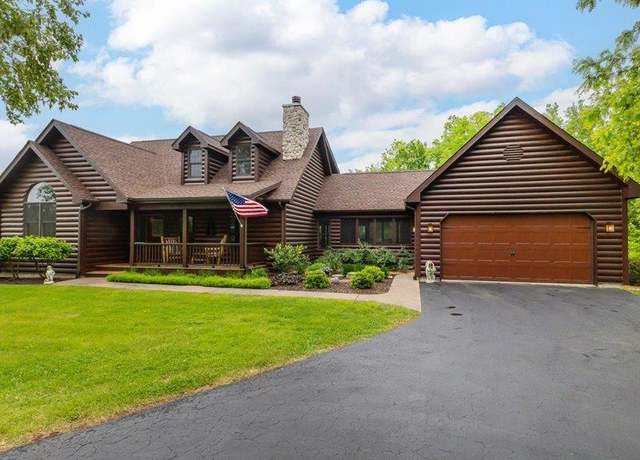 Property at 30 Lake Ridge Rd, Galena, IL 61036, 4 beds, 3.5 baths