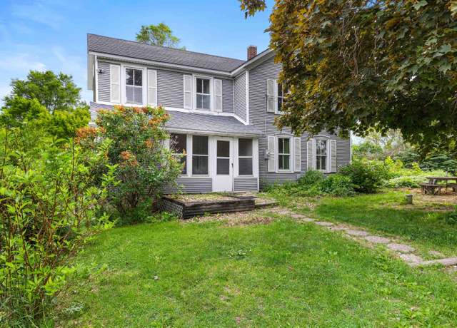 Property at 6978 N Canyon Park Rd, Apple River, IL 61001, 4 beds, 1.5 baths