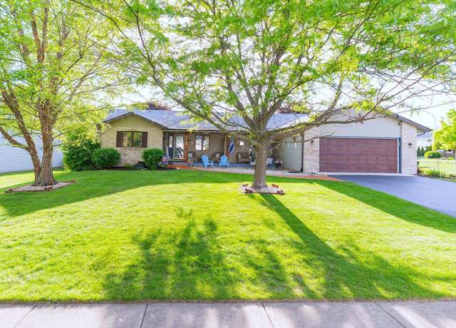 Property at 3187 Kregel Dr, Rockford, IL 61109, 3 beds, 3 baths
