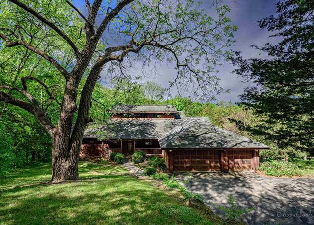 Property at 5 Boulder Ln, Galena, IL 61036, 4 beds, 4.5 baths