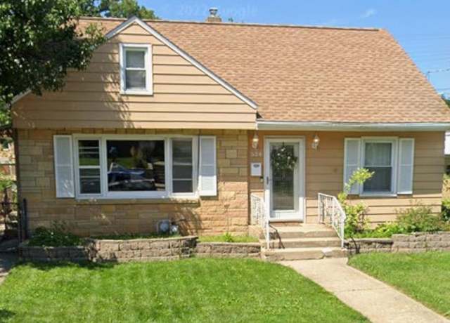 Property at 524 Welty Ave, Rockford, IL 61107, 4 beds, 1.5 baths