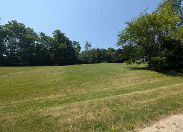 Property at 1602 Larchmont Dr, Davis, IL 61019