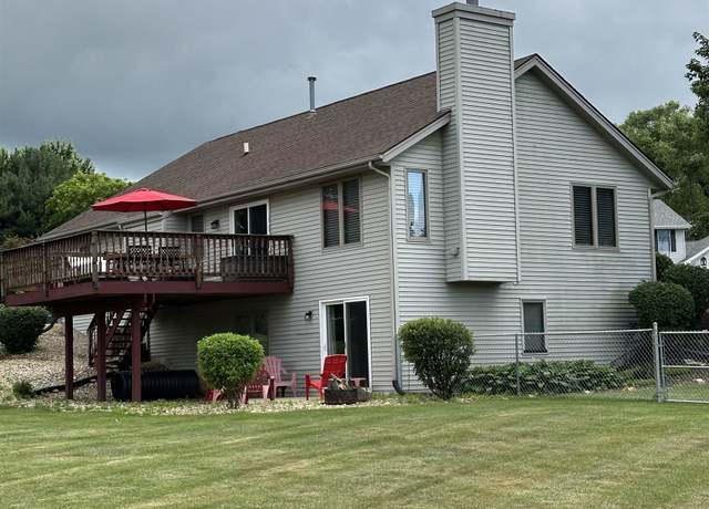 Property at 5338 E Aspen Ct, Byron, IL 61010, 4 beds, 2.5 baths