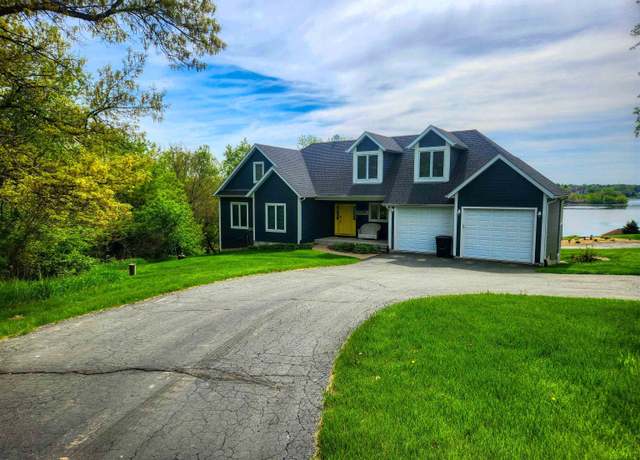 Property at 28-29 Southview Dr, Lake Carroll, IL 61046, 5 beds, 3.5 baths