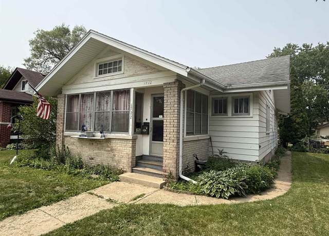 Property at 1722 Hancock St, Rockford, IL 61103, 2 beds, 1 bath