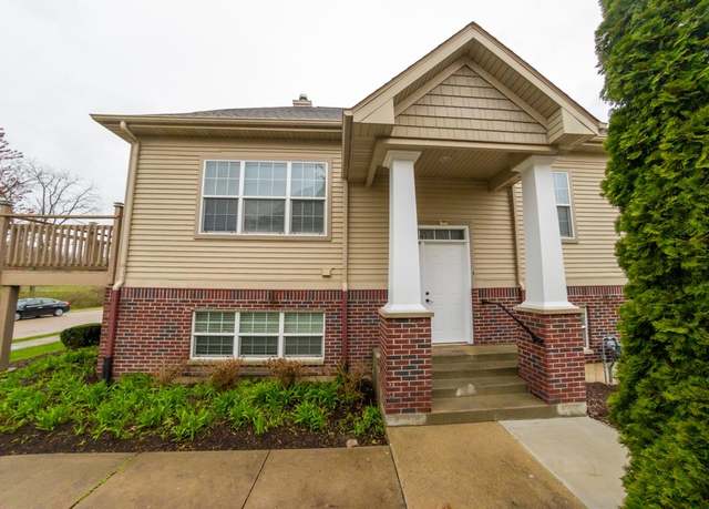 Property at 2433 River Oaks #6 Ln, Rockford, IL 61102, 3 beds, 2 baths