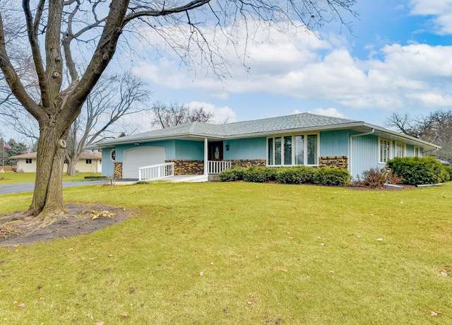 Property at 4827 Sudbury Ln, Rockford, IL 61101, 3 beds, 2.5 baths
