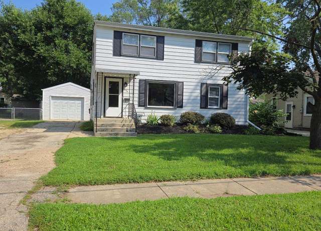 Property at 834 Grand Ave, Loves Park, IL 61111, 3 beds, 1.5 baths