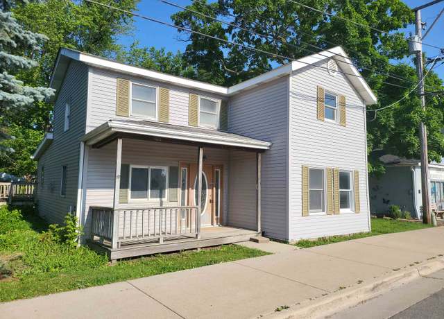 Property at 67 S Somonauk Rd, Cortland, IL 60112, 2 baths