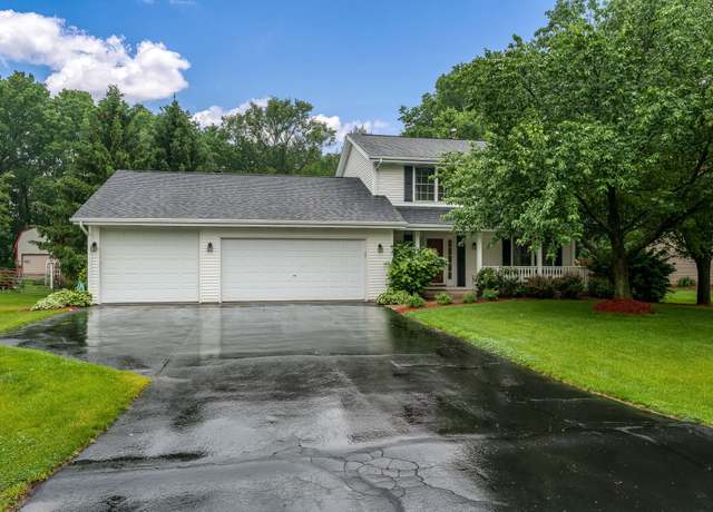 Property at 310 Echo Dr, Rockton, IL 61072, 3 beds, 2.5 baths
