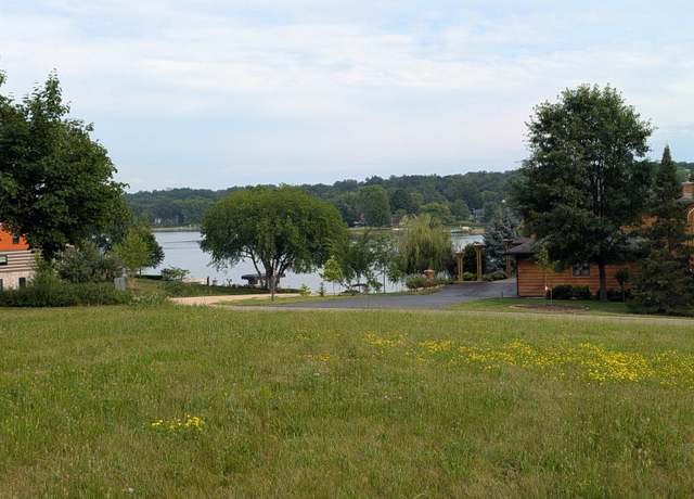 Property at 955 Breckenboro Dr, Lake Summerset, IL 61019