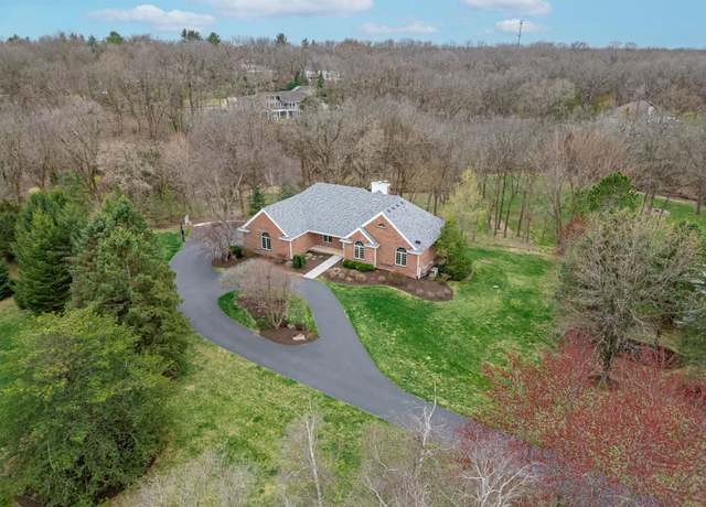 Property at 8161 Killarney Aire Rd, Roscoe, IL 61073, 4 beds, 3.5 baths
