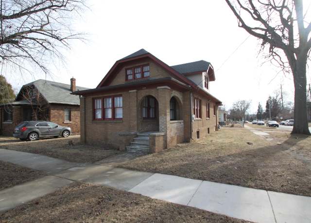 Property at 2438 Elm St, Rockford, IL 61102, 4 beds, 1 bath