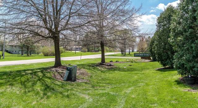 Photo of 1103 Shingle Oak Ln, Rockford, IL 61107