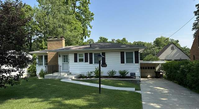 Photo of 1632 W Harrison St St, Freeport, IL 61032