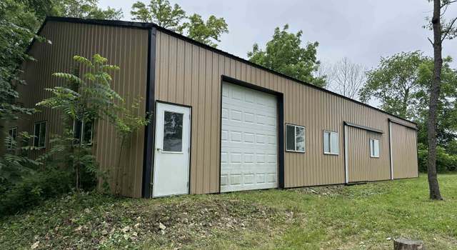 Photo of 21040 Smit Rd, Morrison, IL 61270