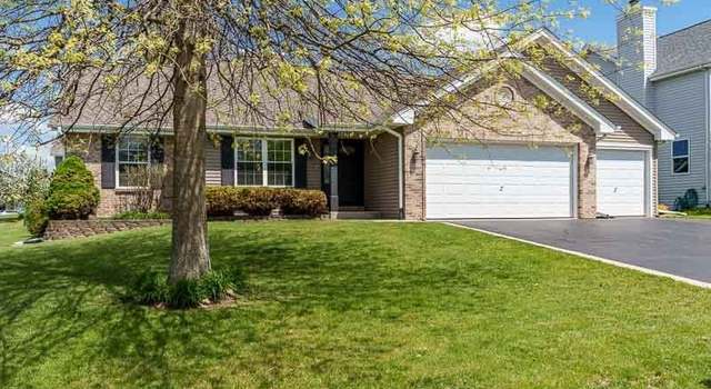 Photo of 12323 Meadow Dr, Winnebago, IL 61088