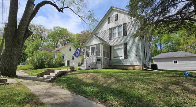 Photo of 1003 Center St, Dixon, IL 61021