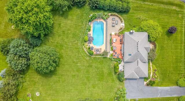 Photo of 11865 Banchary Rd, Belvidere, IL 61008