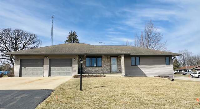 Photo of 305 Shippee Rd, Lena, IL 61048