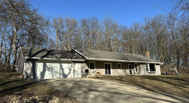 Photo of 701 S Silberman Rd Rd, Pearl City, IL 61062