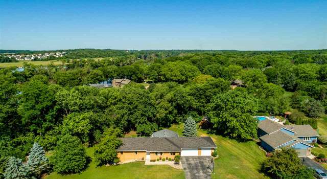 Photo of 11120 Valentine Ct, Roscoe, IL 61073