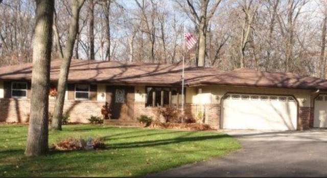 Photo of 751 Ivy Oaks Dr, Caledonia, IL 61011