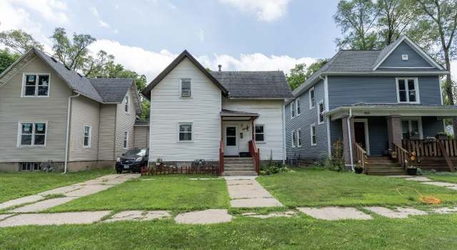 Photo of 1419 20th Ave, Rockford, IL 61104