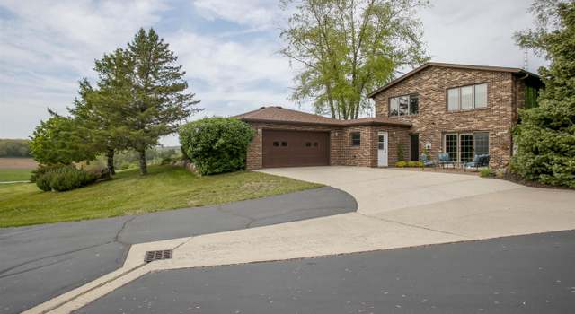 Photo of 2349 W Pines Rd, Oregon, IL 61061
