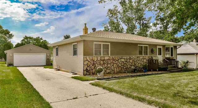 Photo of 6917 Vesta Dr, Rockford, IL 61109