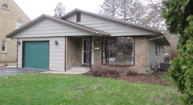Photo of 912 N Rockford Ave, Rockford, IL 61107