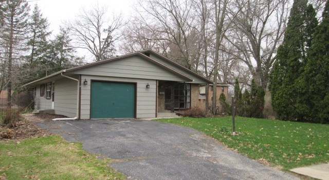 Photo of 912 N Rockford Ave, Rockford, IL 61107