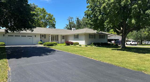 Photo of 130 Dewey Rd, Rockton, IL 61072