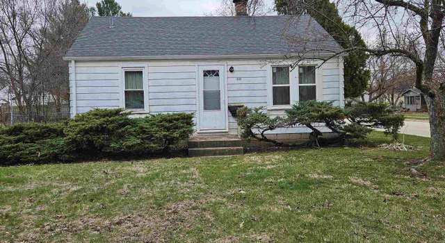 Photo of 805 Drexel Blvd, Machesney Park, IL 61115
