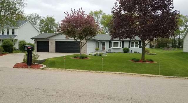 Photo of 805 Meadow Crest Dr, Rockton, IL 61072