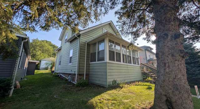 Photo of 2208 13 Ave, Rockford, IL 61104
