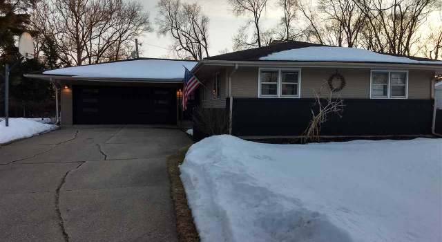 Photo of 1904 Hollyhock Dr, Rockford, IL 61107