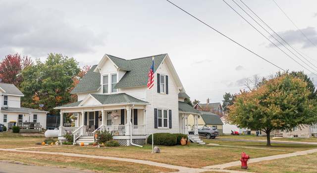 Photo of 301 Mason Ave, Scales Mound, IL 61075