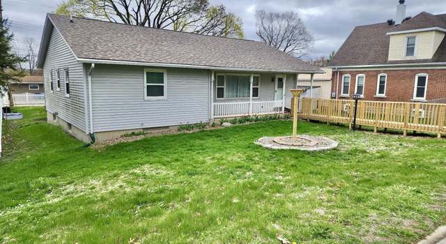 Photo of 1509 Chicago Ave, Savanna, IL 61074