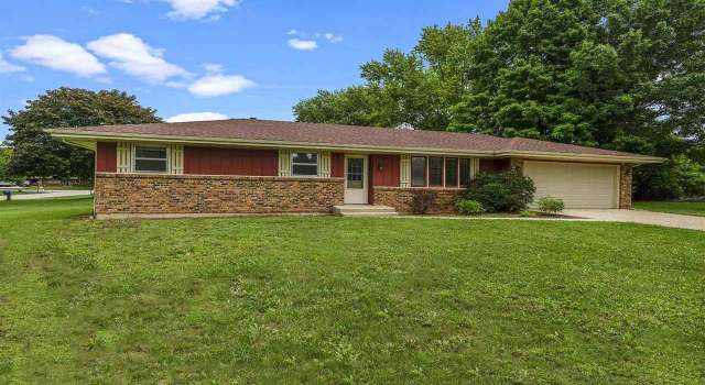 Photo of 9617 Zinnia Dr, Machesney Park, IL 61115