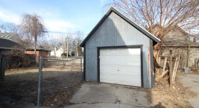 Photo of 1904 Charles St, Rockford, IL 61104