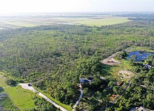 Property at 725 Moon Rd, Sebring, FL 33870