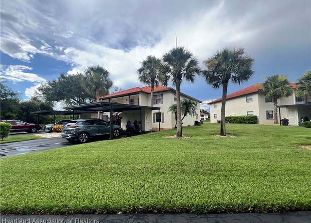 Property at 413 Pine Cir, Englewood, FL 34223, 2 beds, 2 baths