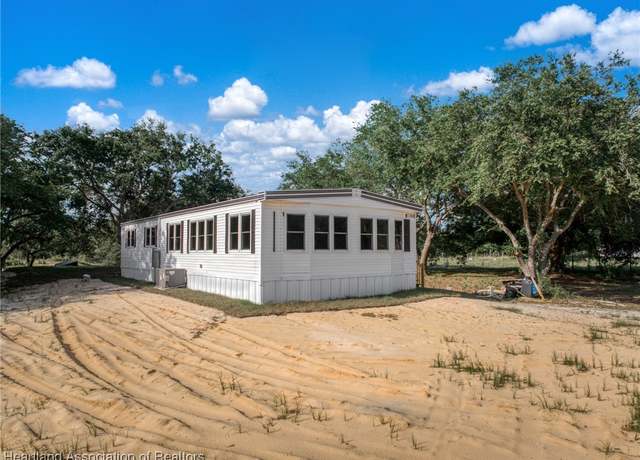 Property at 1608 W Holiday Dr, Lorida, FL 33857, 2 beds, 2 baths