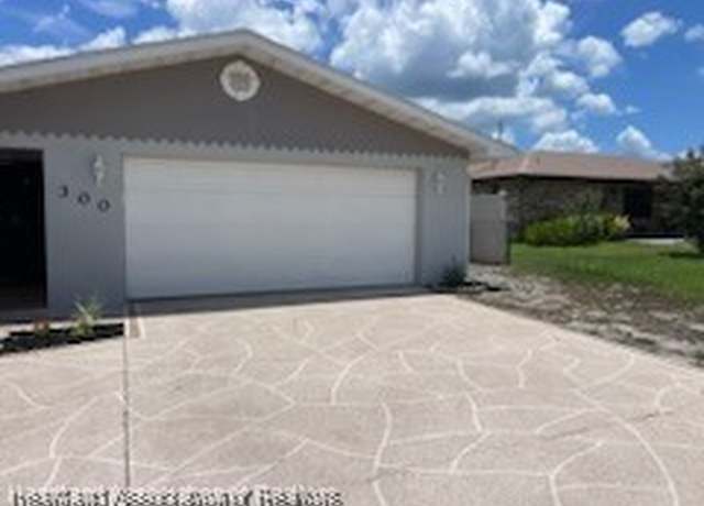 Property at 300 Whatley Blvd, Sebring, FL 33870, 3 beds, 2 baths