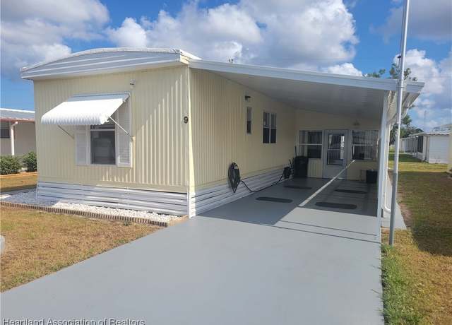 Property at 9 Bryan St, Lake Placid, FL 33852, 2 beds, 2 baths