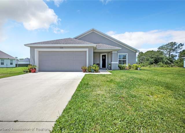 Property at 5320 Pebble Dr, Sebring, FL 33872, 3 beds, 2 baths