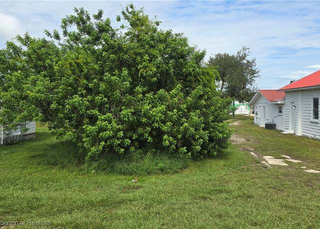 Property at 904 S Delaney Ave, Avon Park, FL 33825