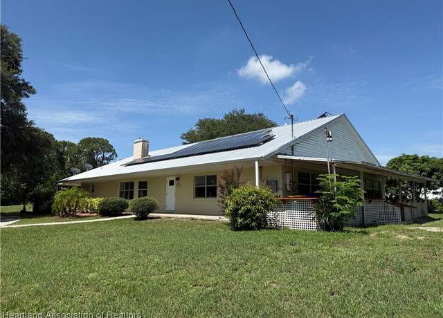 Property at 350 Bottlebrush Ave, Lake Placid, FL 33852, 3 beds, 2 baths