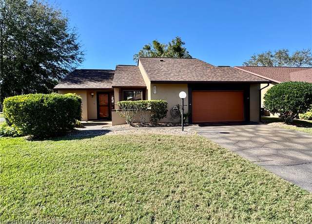 Property at 2921 Summertree Dr, Sebring, FL 33872, 2 beds, 2 baths